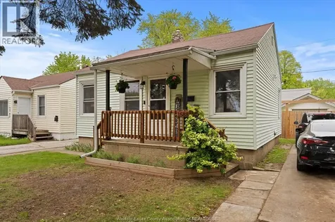 1588 Central Avenue Windsor ON N8Y 3V8