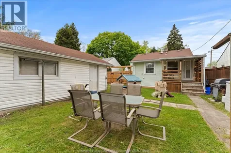 1588 Central Avenue Windsor ON N8Y 3V8
