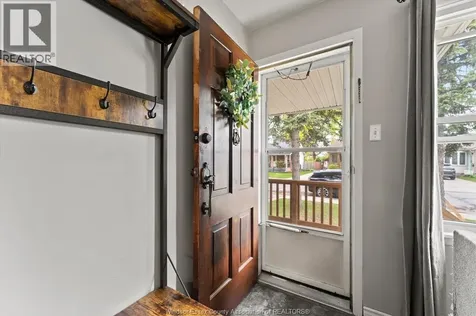 1588 Central Avenue Windsor ON N8Y 3V8