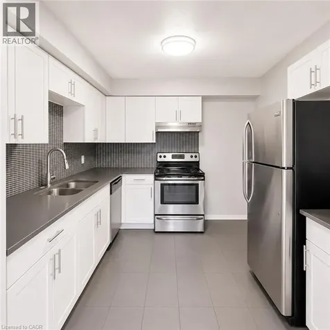 513 Quiet Place Waterloo ON N2L 5L6