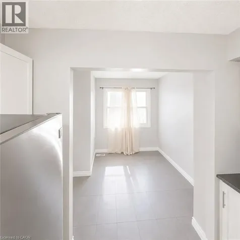 513 Quiet Place Waterloo ON N2L 5L6