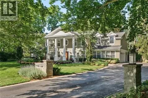 146 Abbey Court Oakville ON L6J 4L1