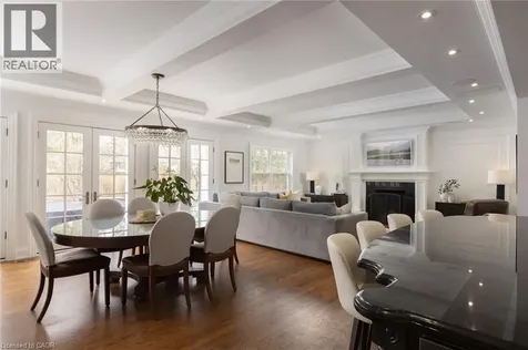 146 Abbey Court Oakville ON L6J 4L1