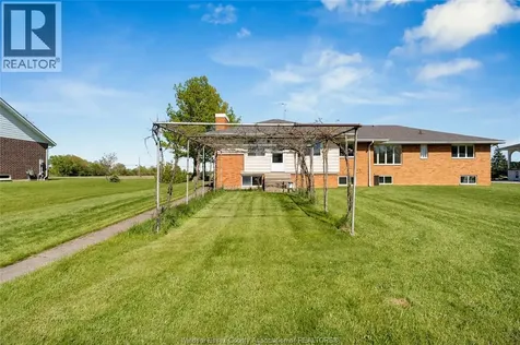 662 Second Concession North Amherstburg ON N9V 3R3