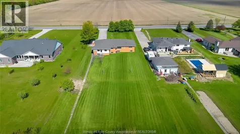 662 Second Concession North Amherstburg ON N9V 3R3