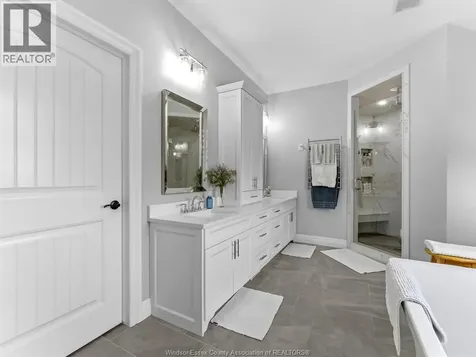 4940 4th Concession Road E Essex ON N0R 1G0