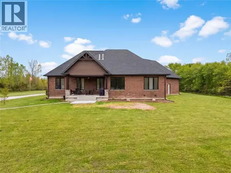 4940 4th Concession Road E Essex ON N0R 1G0