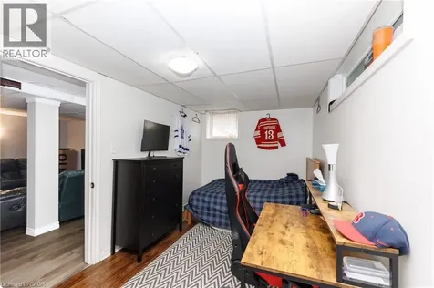 25 Warkdale Drive St. Catharines ON L2T 2V8