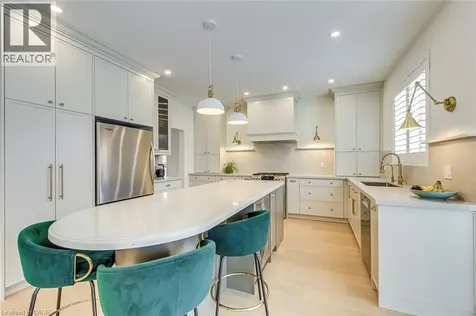 4267 Sarazen Drive Burlington ON L7M 4Z2