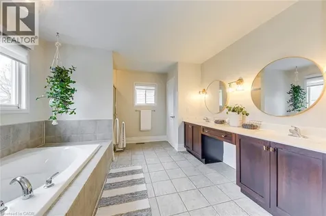 4267 Sarazen Drive Burlington ON L7M 4Z2
