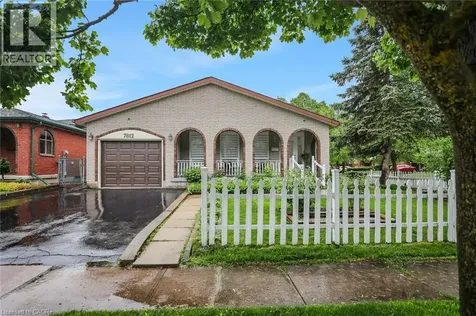 7812 Badger Road Niagara Falls ON L2H 2J5
