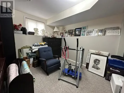 851 & 853 Newport Avenue Thunder Bay ON P7A 6K1
