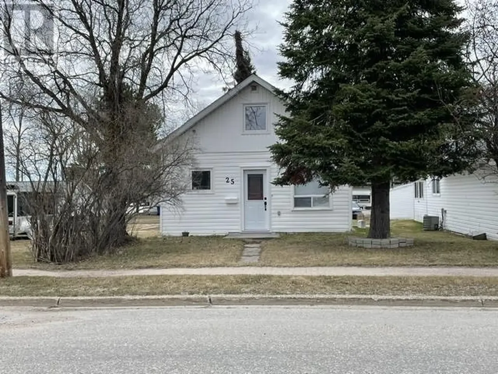 25 Casimir Avenue Dryden ON P8N 2G8