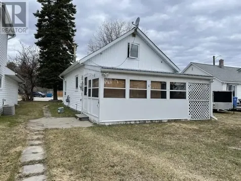 25 Casimir Avenue Dryden ON P8N 2G8