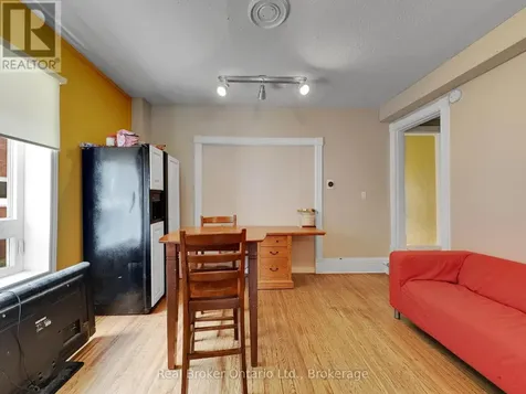 273-275 Brant Avenue Brantford ON N3T 3J6