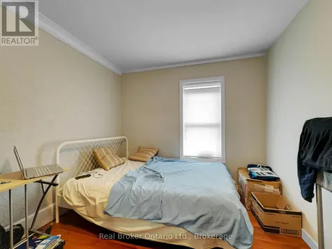 273-275 Brant Avenue Brantford ON N3T 3J6