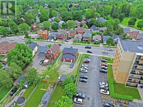 273 Brant Avenue Brantford ON N3T 3J6