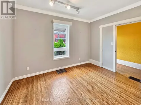273 Brant Avenue Brantford ON N3T 3J6