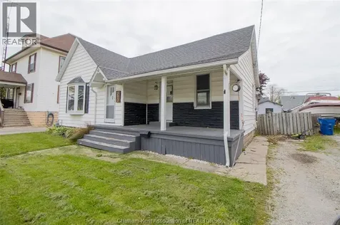 330 Nelson Street Wallaceburg ON N8A 4G5
