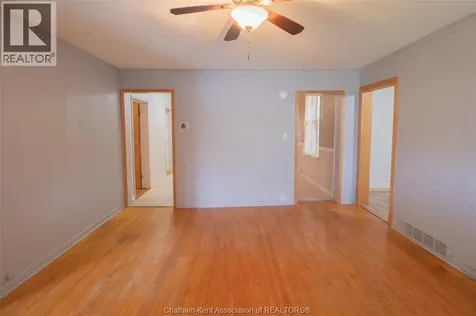 330 Nelson Street Wallaceburg ON N8A 4G5
