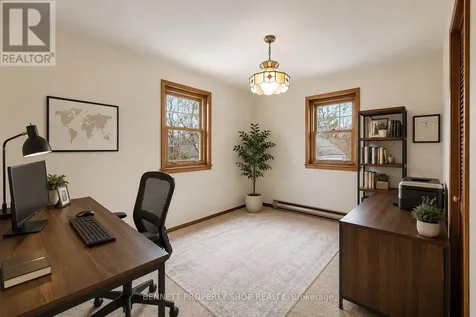 5696 Manotick Main Street Ottawa ON K4M 1J8