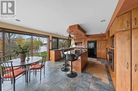 5657 Manotick Main Street Ottawa ON K4M 0T6
