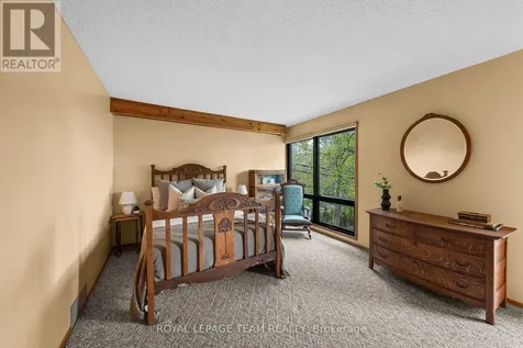 5657 Manotick Main Street Ottawa ON K4M 0T6