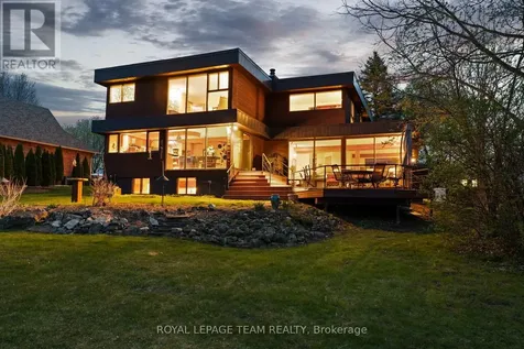 5657 Manotick Main Street Ottawa ON K4M 0T6