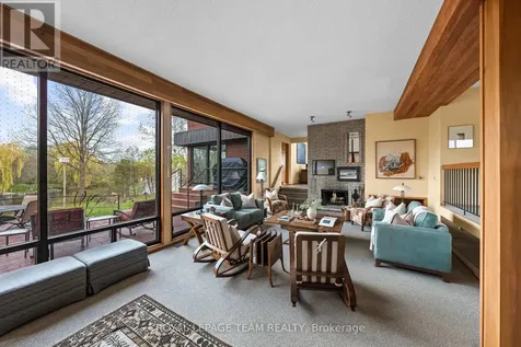 5657 Manotick Main Street Ottawa ON K4M 0T6