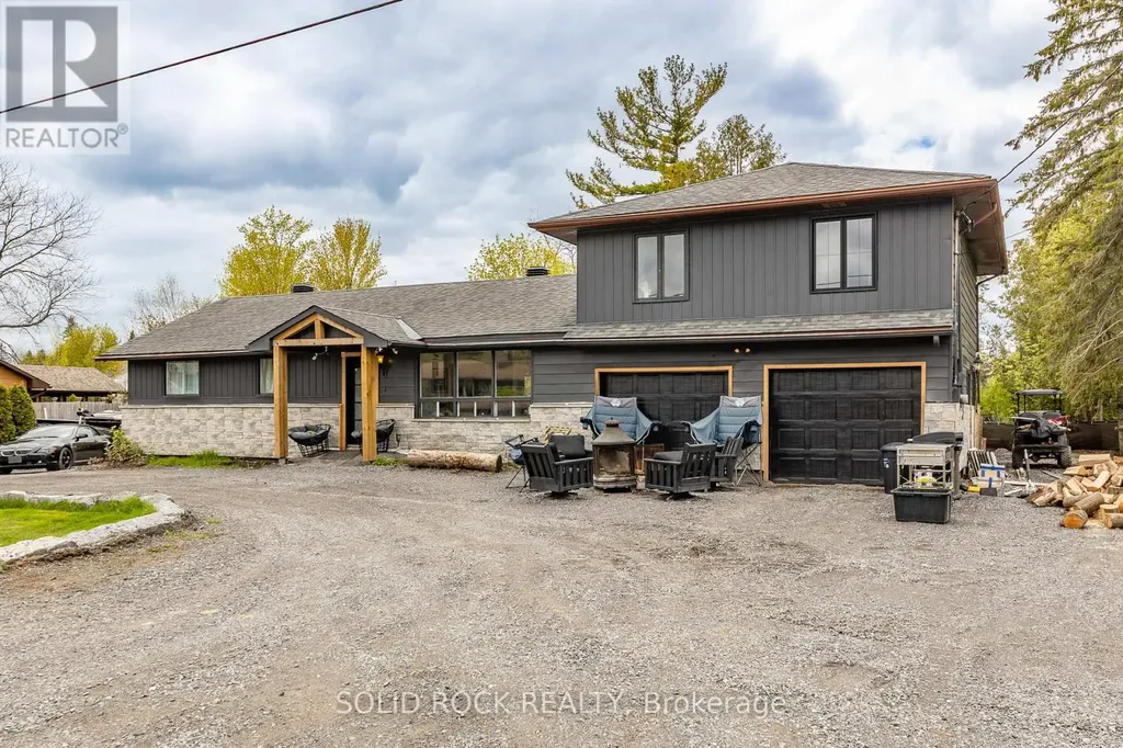 20 Norway Spruce Street Ottawa ON K2S 1P3