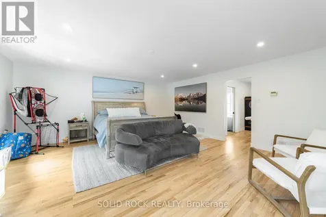 20 Norway Spruce Street Ottawa ON K2S 1P3