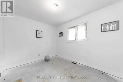20 Norway Spruce Street Ottawa ON K2S 1P3