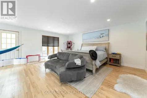 20 Norway Spruce Street Ottawa ON K2S 1P3