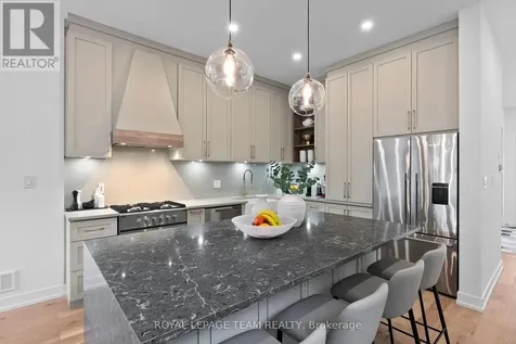 278 Avondale Avenue Ottawa ON K1Z 7G8