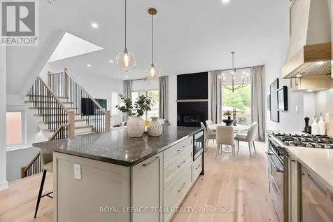 278 Avondale Avenue Ottawa ON K1Z 7G8