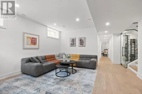 278 Avondale Avenue Ottawa ON K1Z 7G8