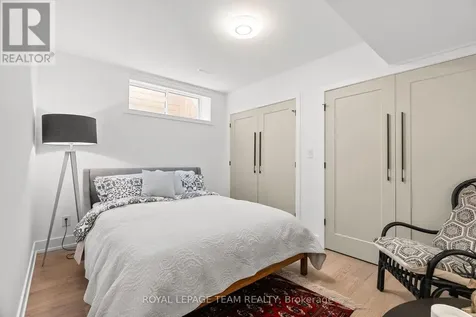 278 Avondale Avenue Ottawa ON K1Z 7G8