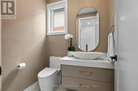 278 Avondale Avenue Ottawa ON K1Z 7G8