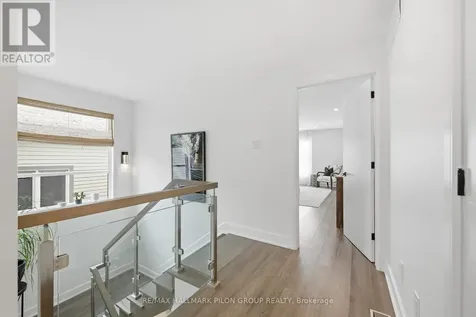 559 Mutual Street Ottawa ON K1K 1C5