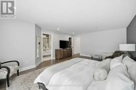 559 Mutual Street Ottawa ON K1K 1C5