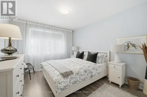 559 Mutual Street Ottawa ON K1K 1C5