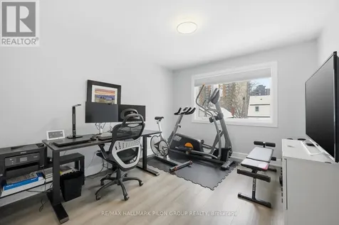559 Mutual Street Ottawa ON K1K 1C5