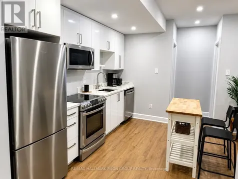 559 Mutual Street Ottawa ON K1K 1C5