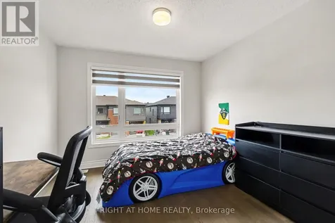 608 Fenwick Way Ottawa ON K2J 7E5