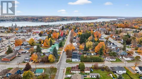 57 Maria Street Penetanguishene ON L9M 1L3