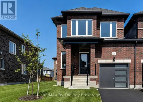 39 Lisa Street Wasaga Beach ON L9Z 1J9