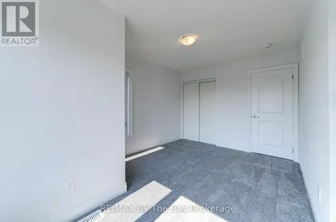 39 Lisa Street Wasaga Beach ON L9Z 1J9
