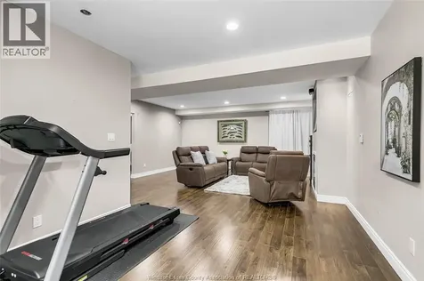 992 Whistler Court Windsor ON N8P 1L2