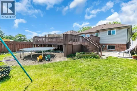992 Whistler Court Windsor ON N8P 1L2