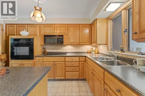2360 Leonard Road Windsor ON N8W 4L7